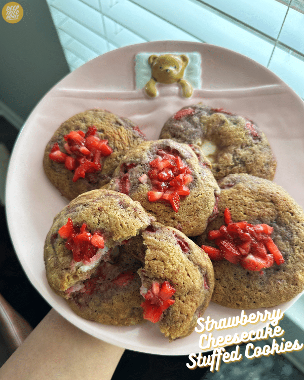 Strawberry Cheesecake Stuffed Cookies